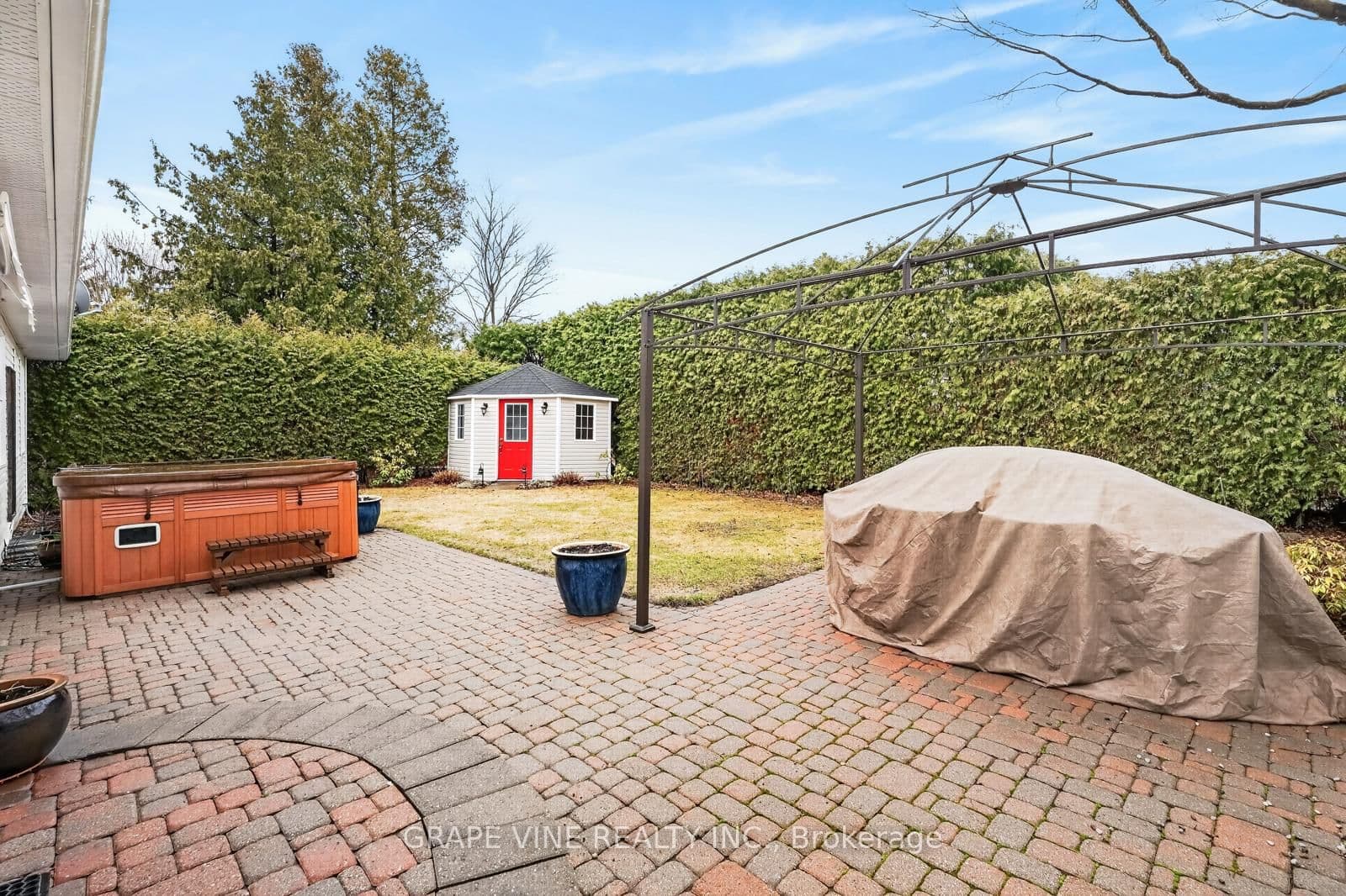 28 Delamere Drive, Stittsville, ON — photo 2