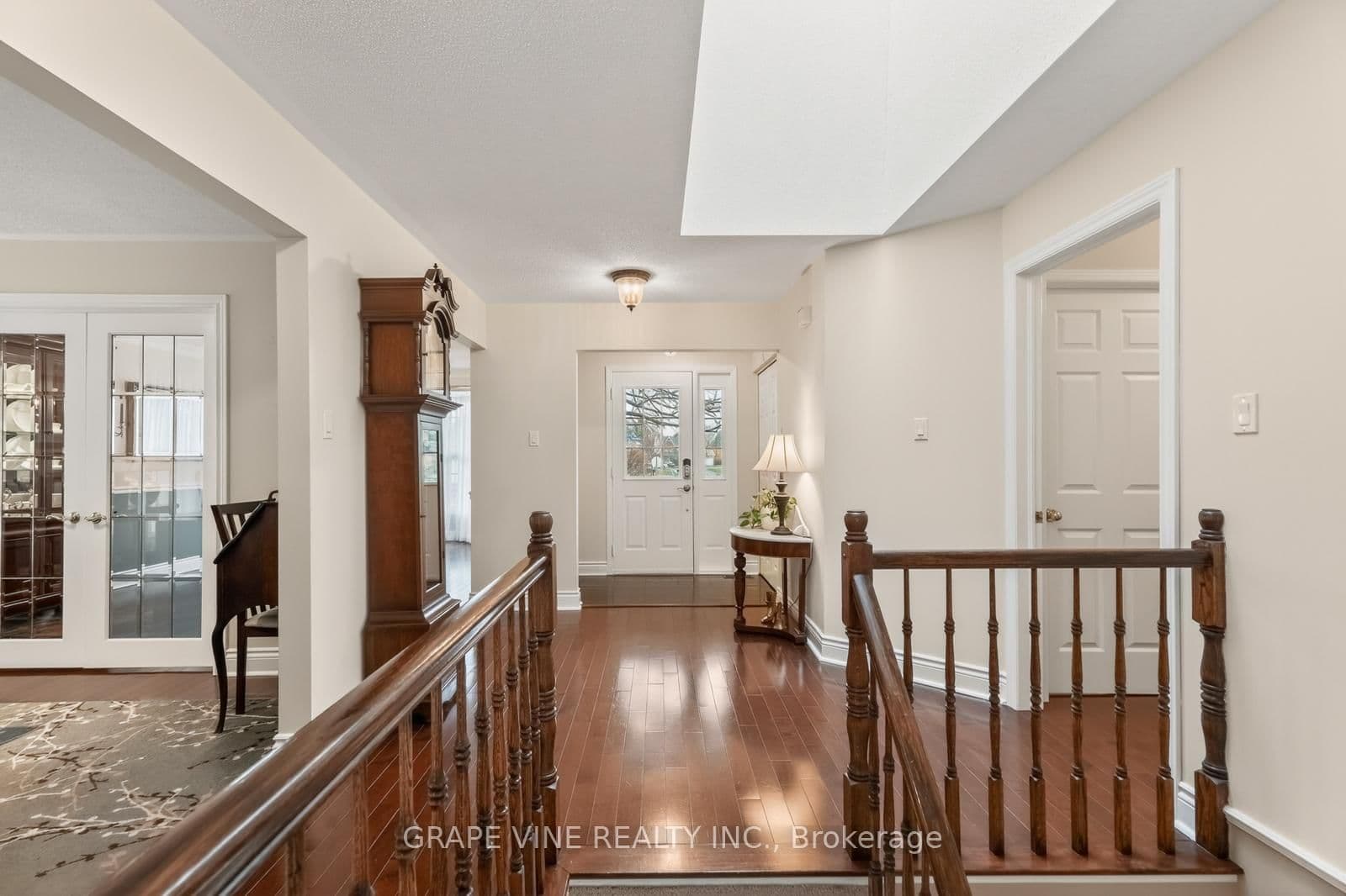 28 Delamere Drive, Stittsville, ON — photo 3