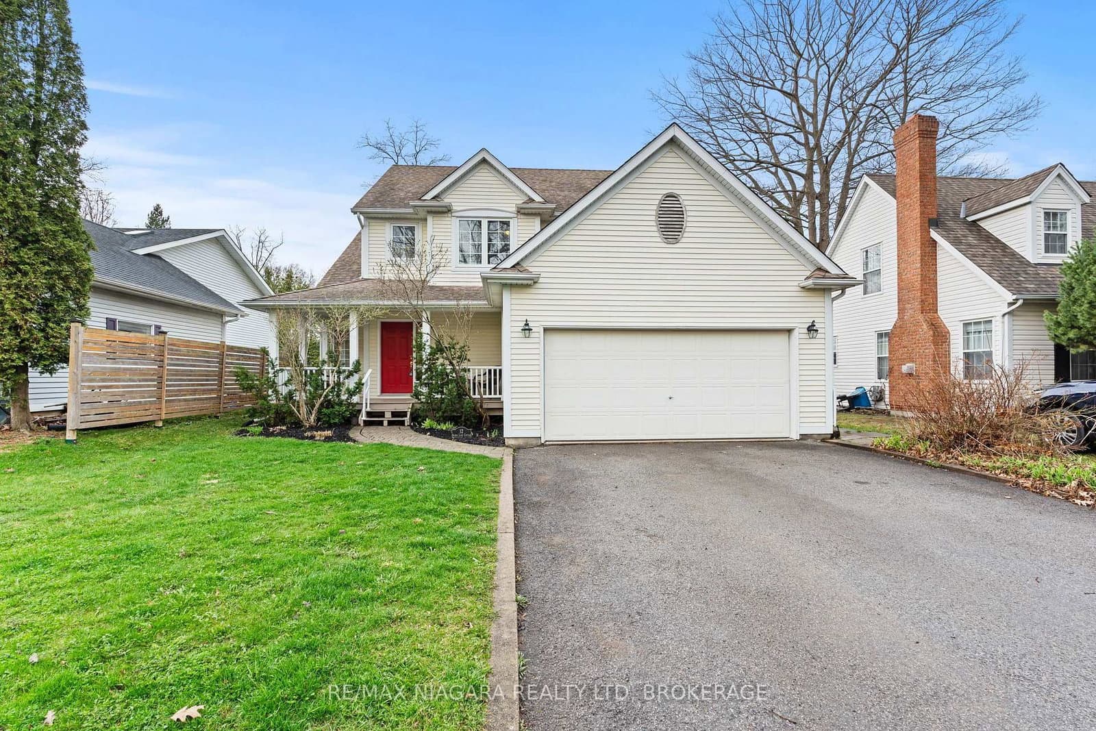12 OAK Drive, Niagara-on-the-Lake, ON