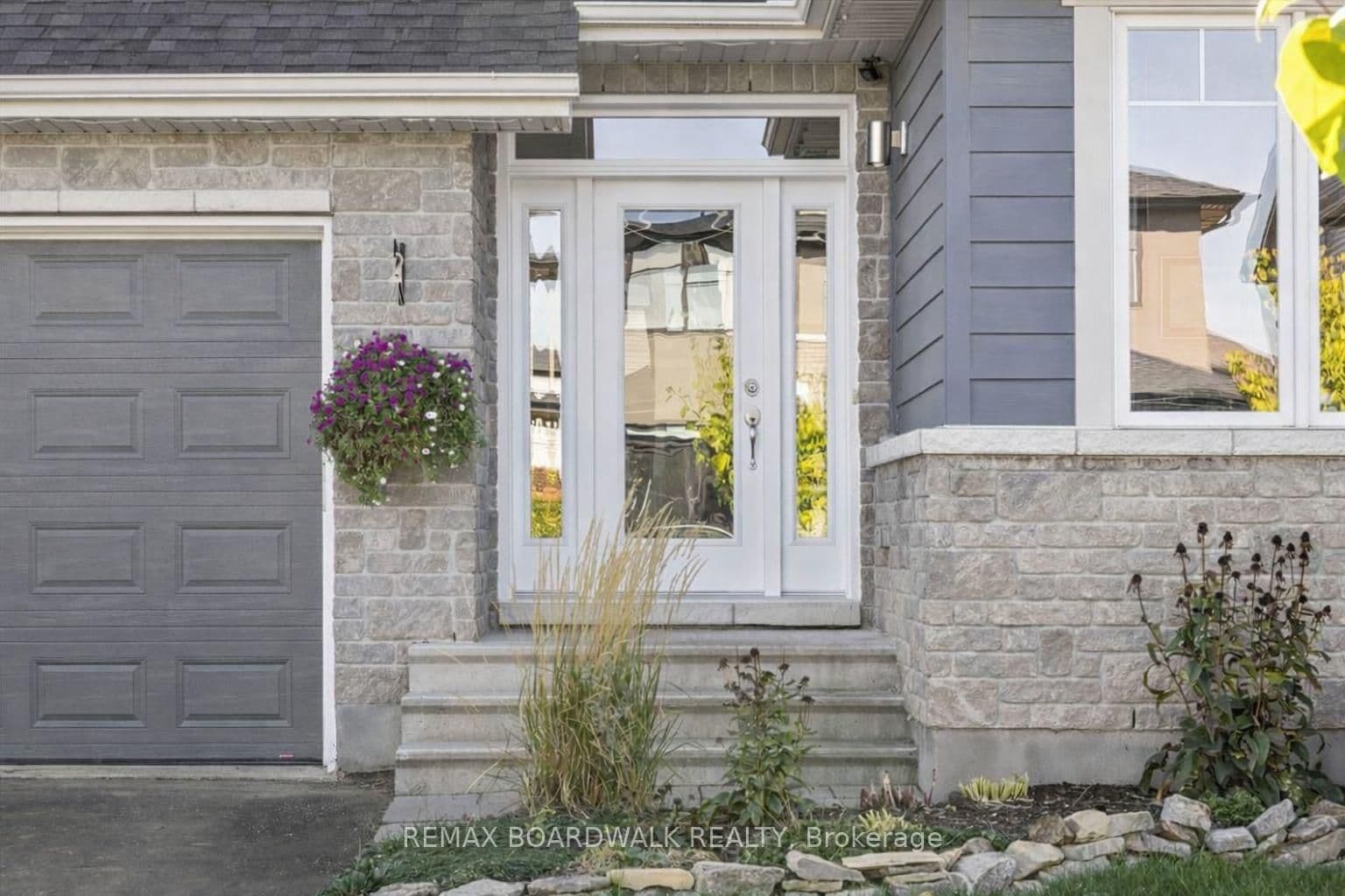 279 Sceptre Way, Ottawa, ON — photo 3