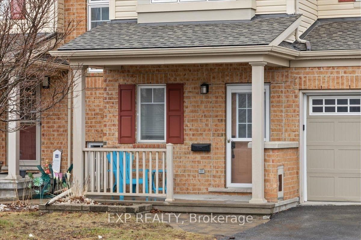 104 Harmattan Avenue, Ottawa, ON — photo 2