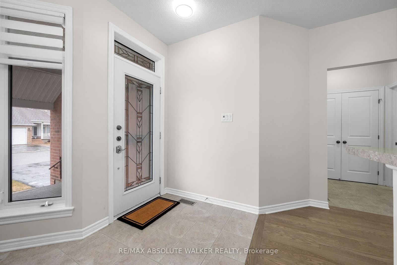 261 Bulrush Crescent, Ottawa, ON — photo 2