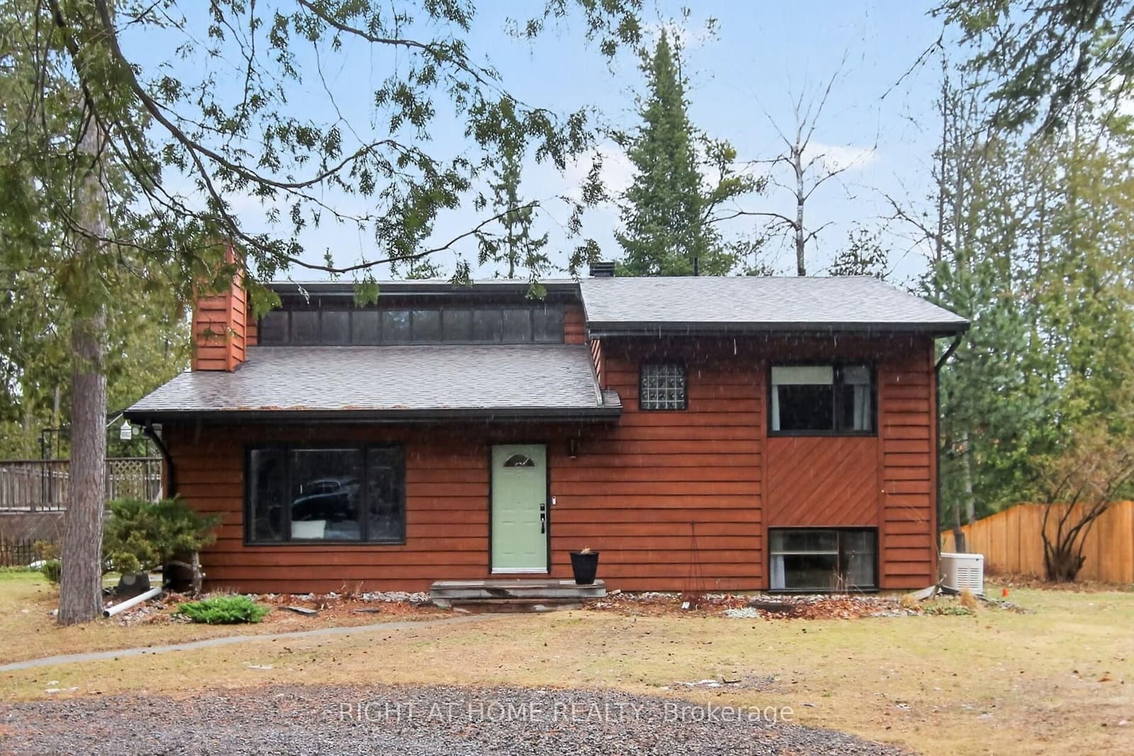 3616 Forestview Lane, Ottawa, ON