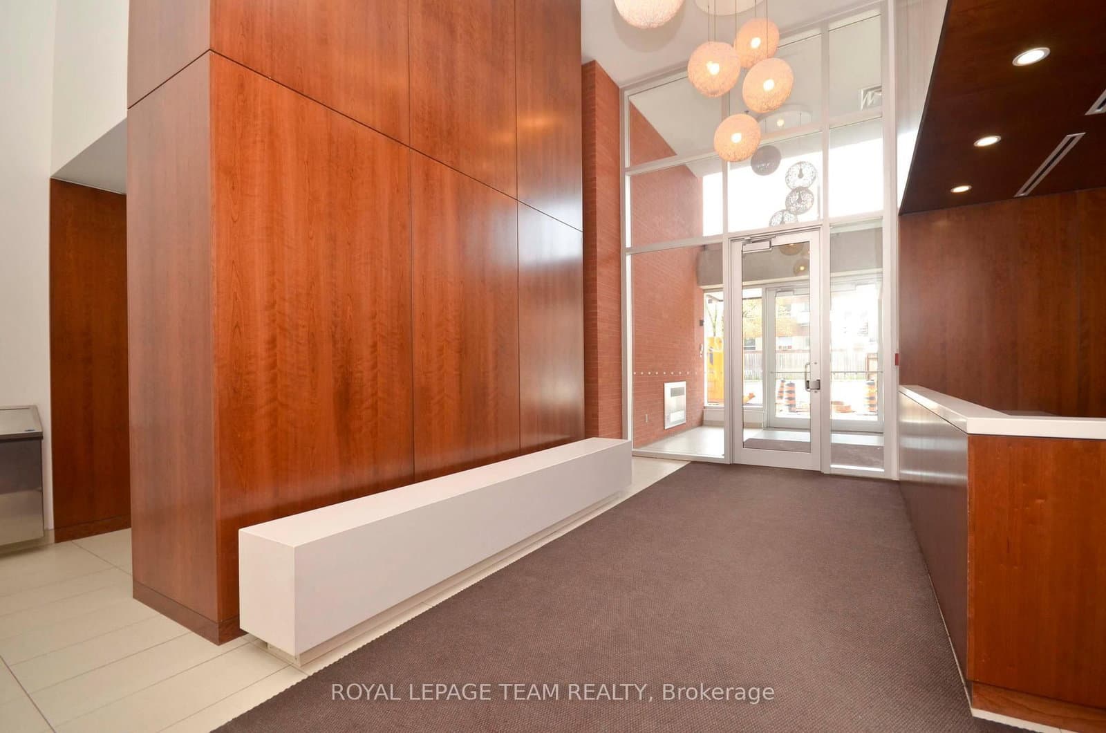 318 - 354 Gladstone Avenue, Ottawa, ON — photo 3