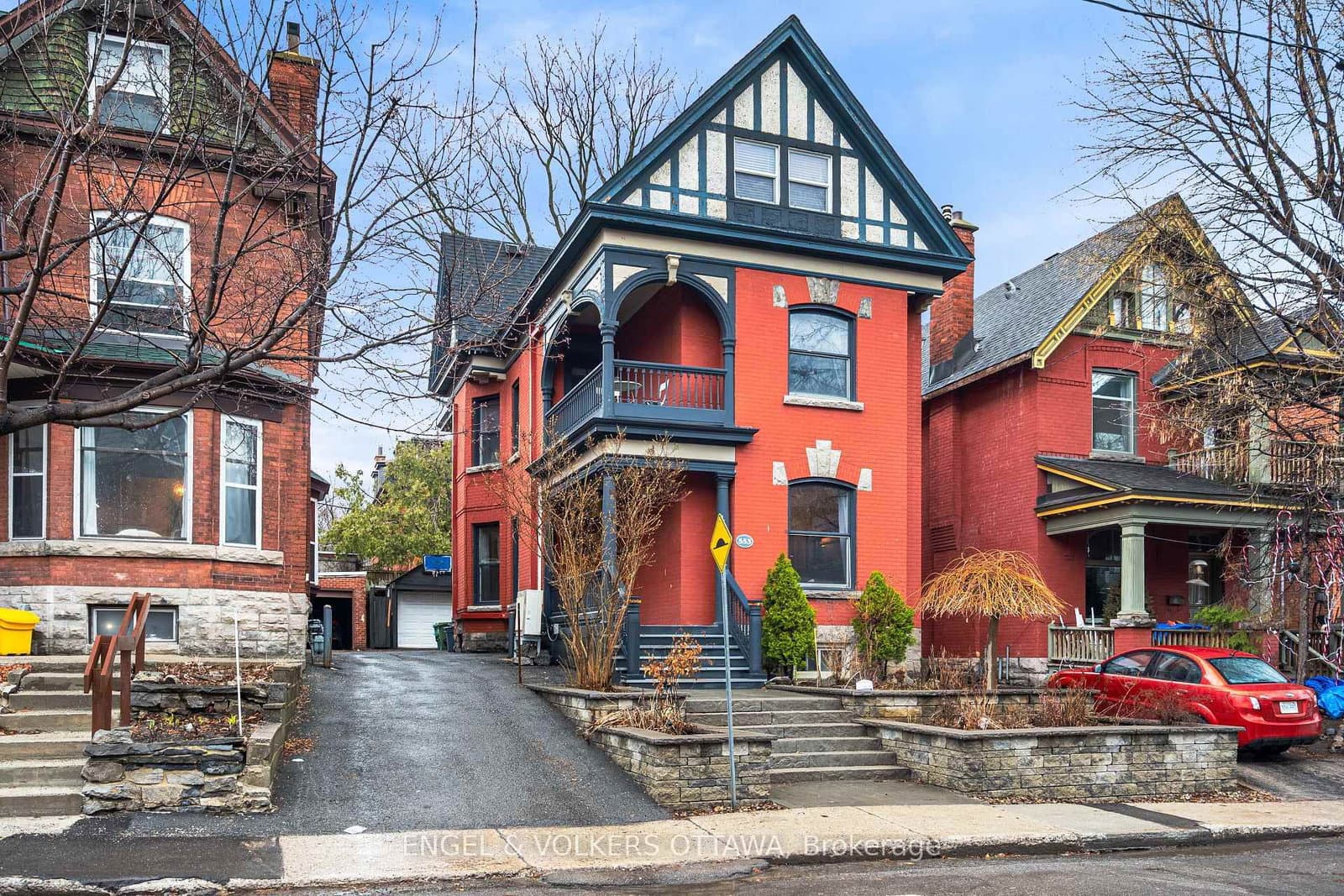 553 Gilmour Street, Ottawa, ON — photo 2