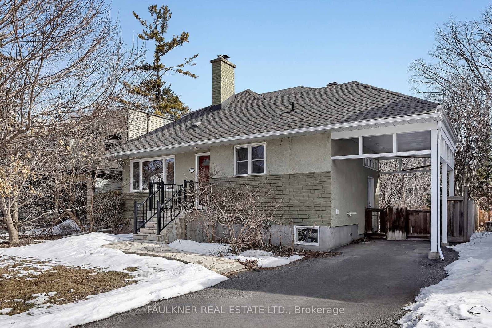 573 Courtenay Avenue, Ottawa, ON — photo 2