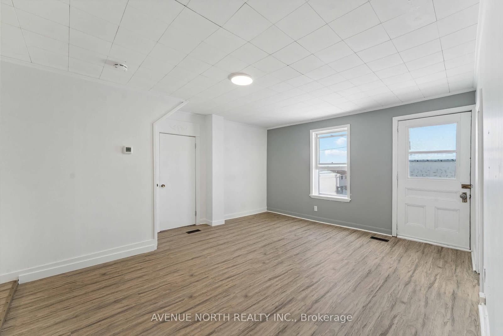 6958 Notre Dame Street, Ottawa, ON — photo 3