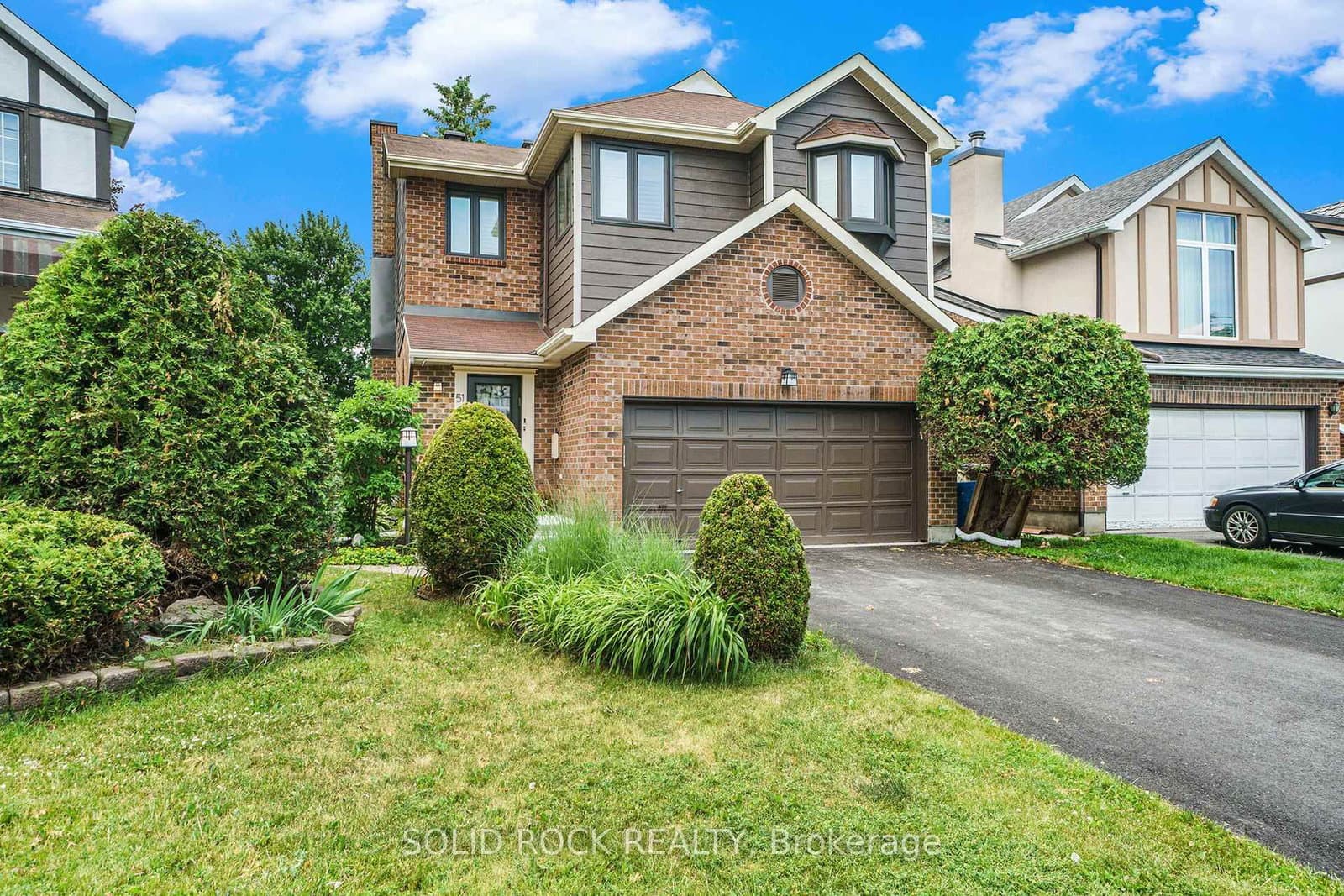 51 Pemberton Crescent, Ottawa, ON