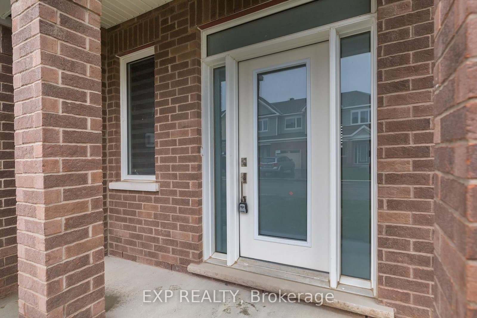 516 Loury Row, Ottawa, ON — photo 3