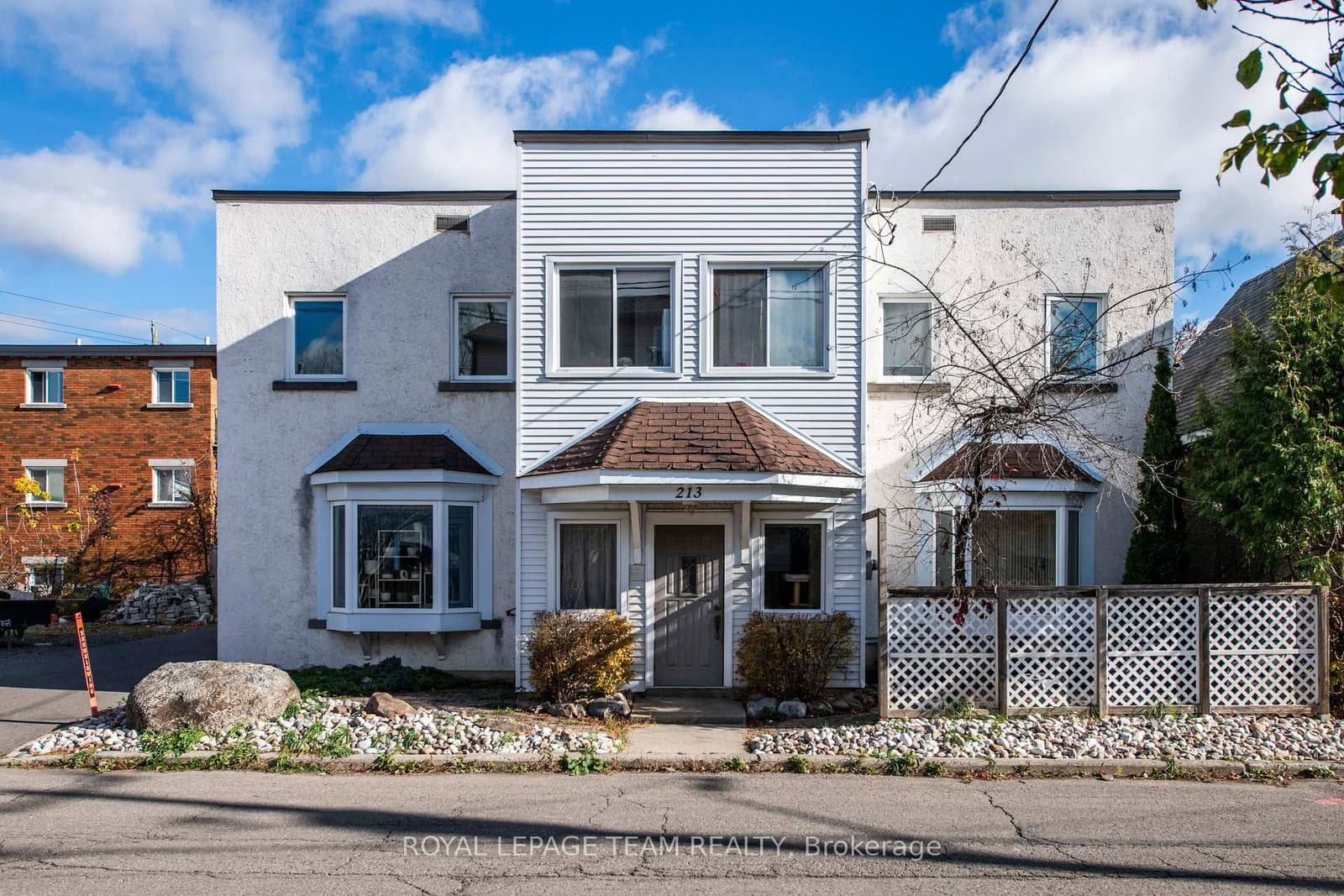 213 Desrosiers Street, Ottawa, ON — photo 2