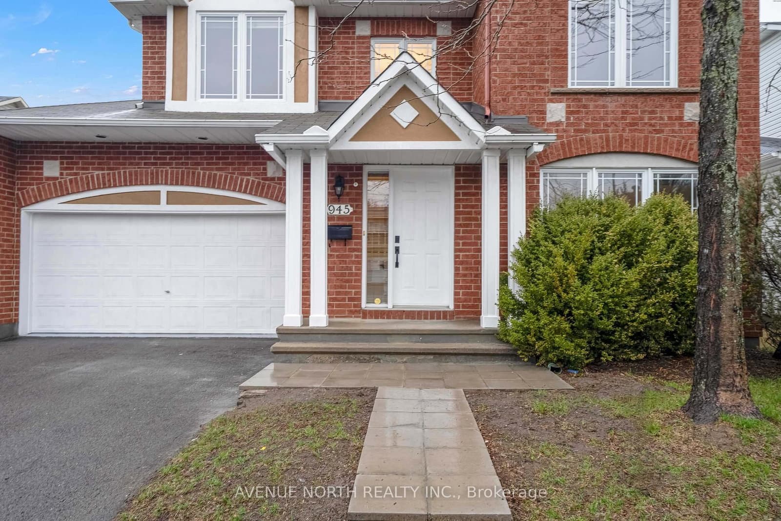 945 Cahill Drive, Ottawa, ON — photo 2