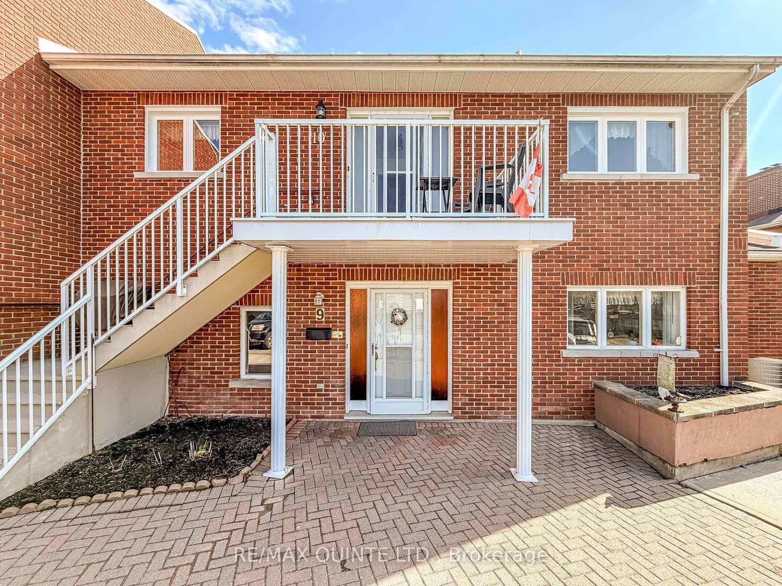 10 - 179 Herchimer Avenue, Belleville, ON