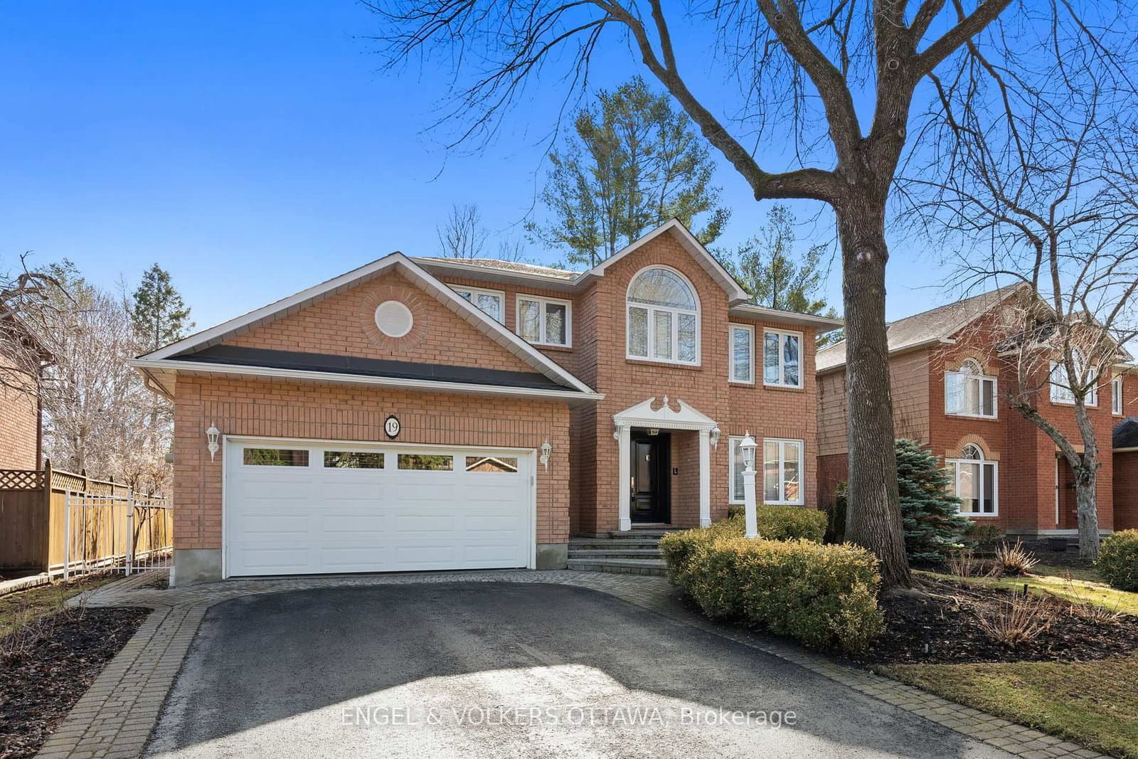 19 Kimmins Court, Ottawa, ON — photo 2