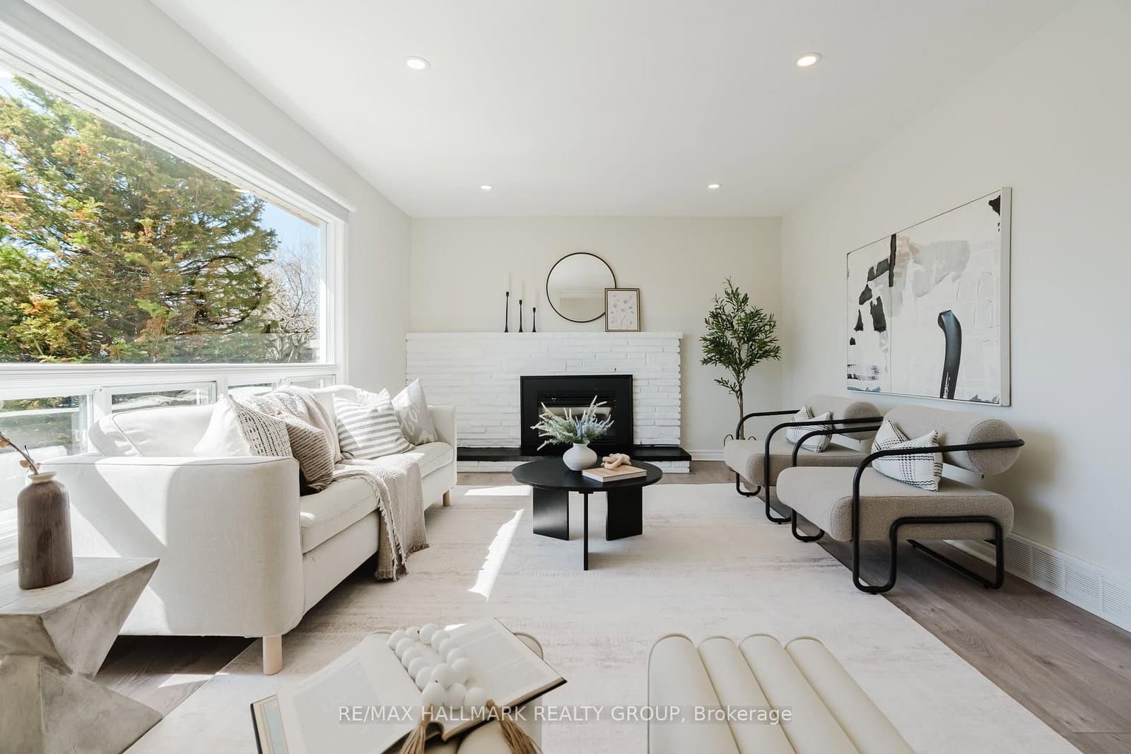 17 Wolmsley Crescent, Ottawa, ON — photo 3