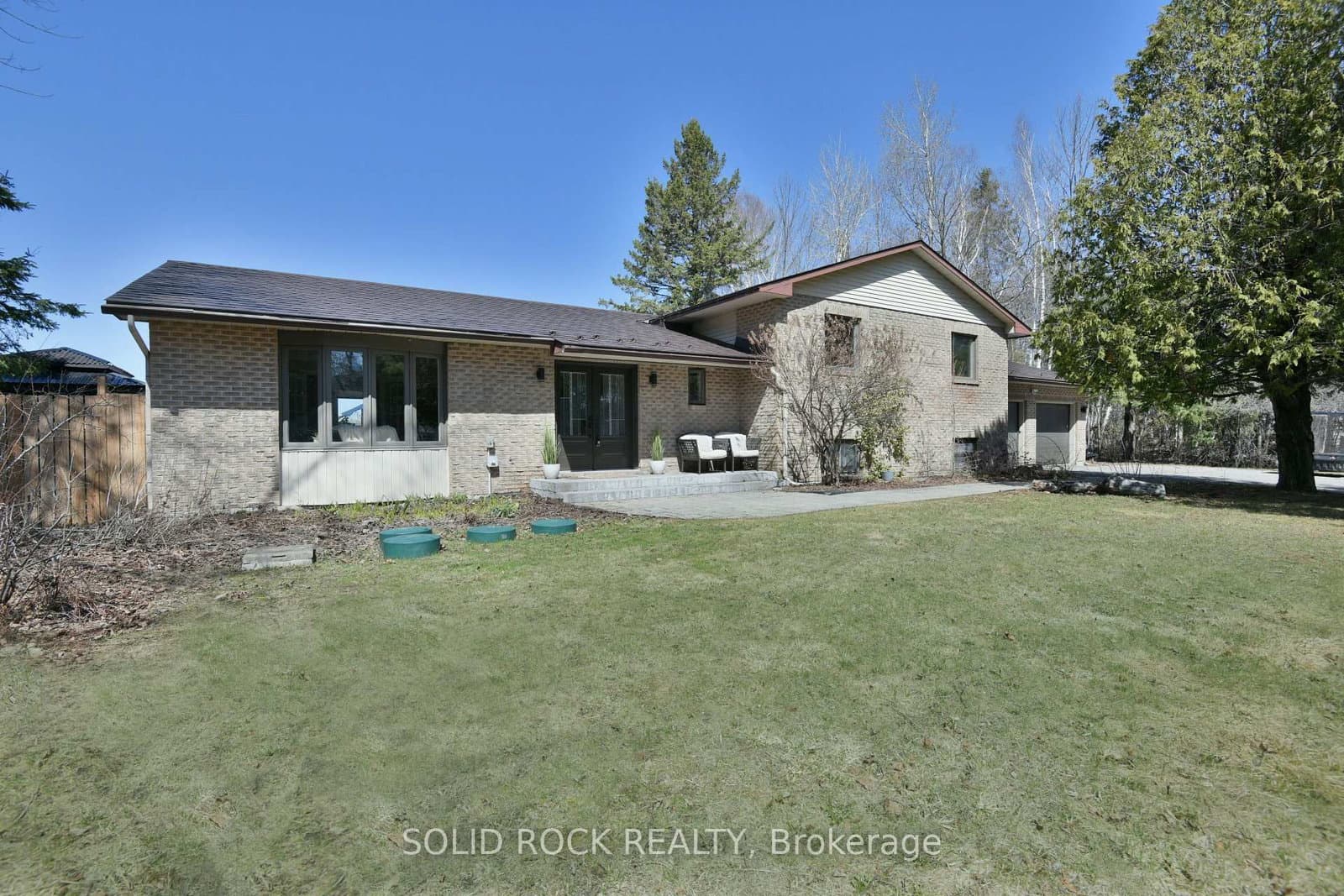 6372 Rothbourne Road, Carp, ON