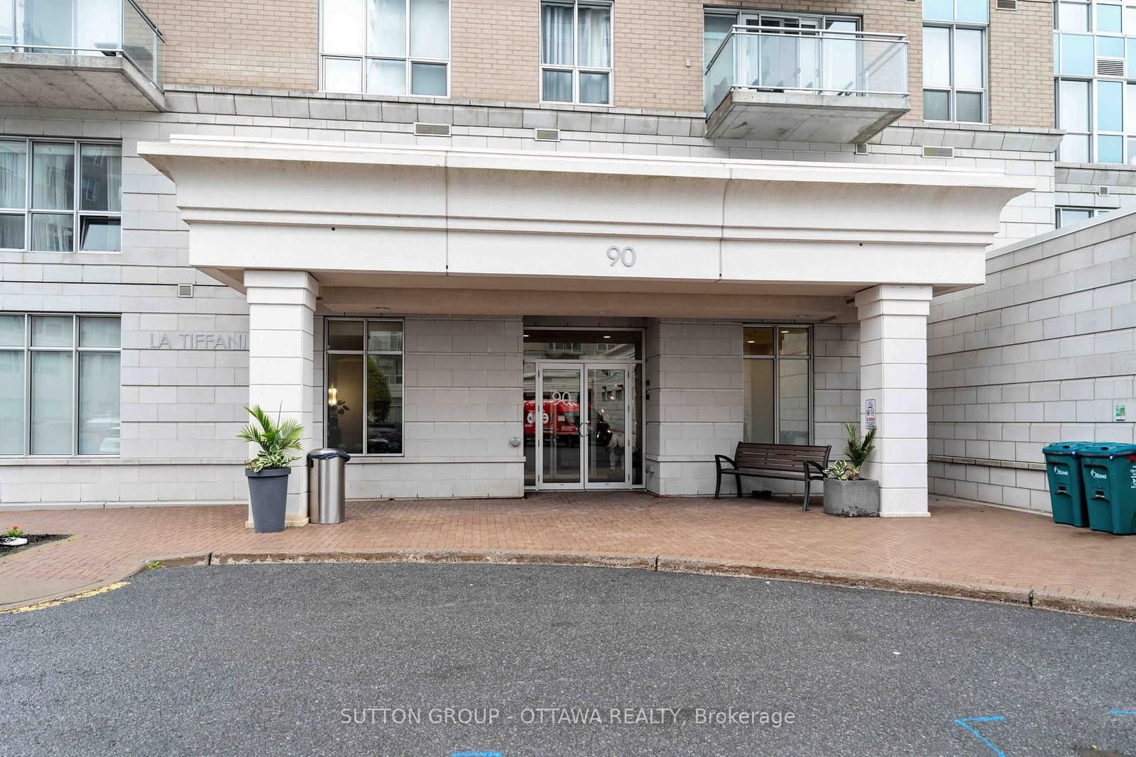 1608 - 90 LANDRY Street, Ottawa, ON — photo 2