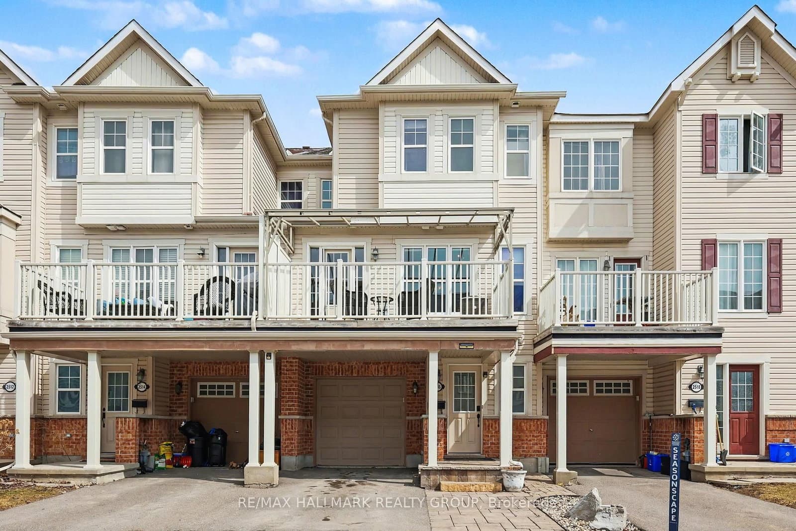 2516 Nutgrove Avenue, Ottawa, ON — photo 2