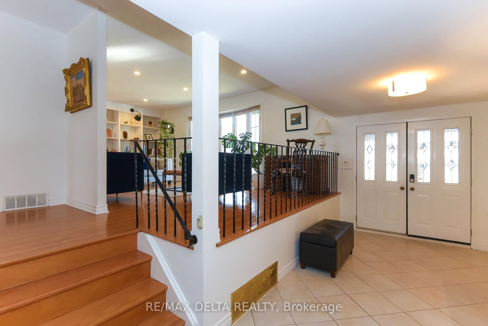 13 Parklane Court, Ottawa, ON — photo 3