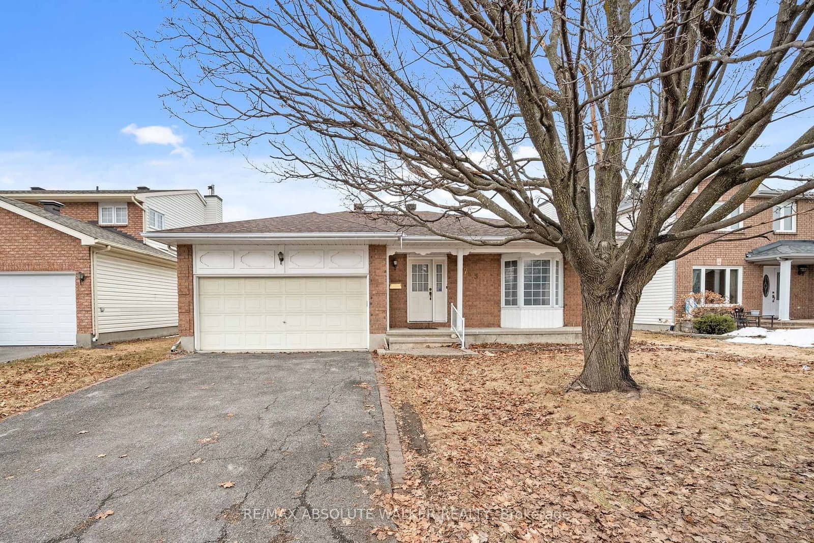 755 Merkley Drive, Orleans, ON