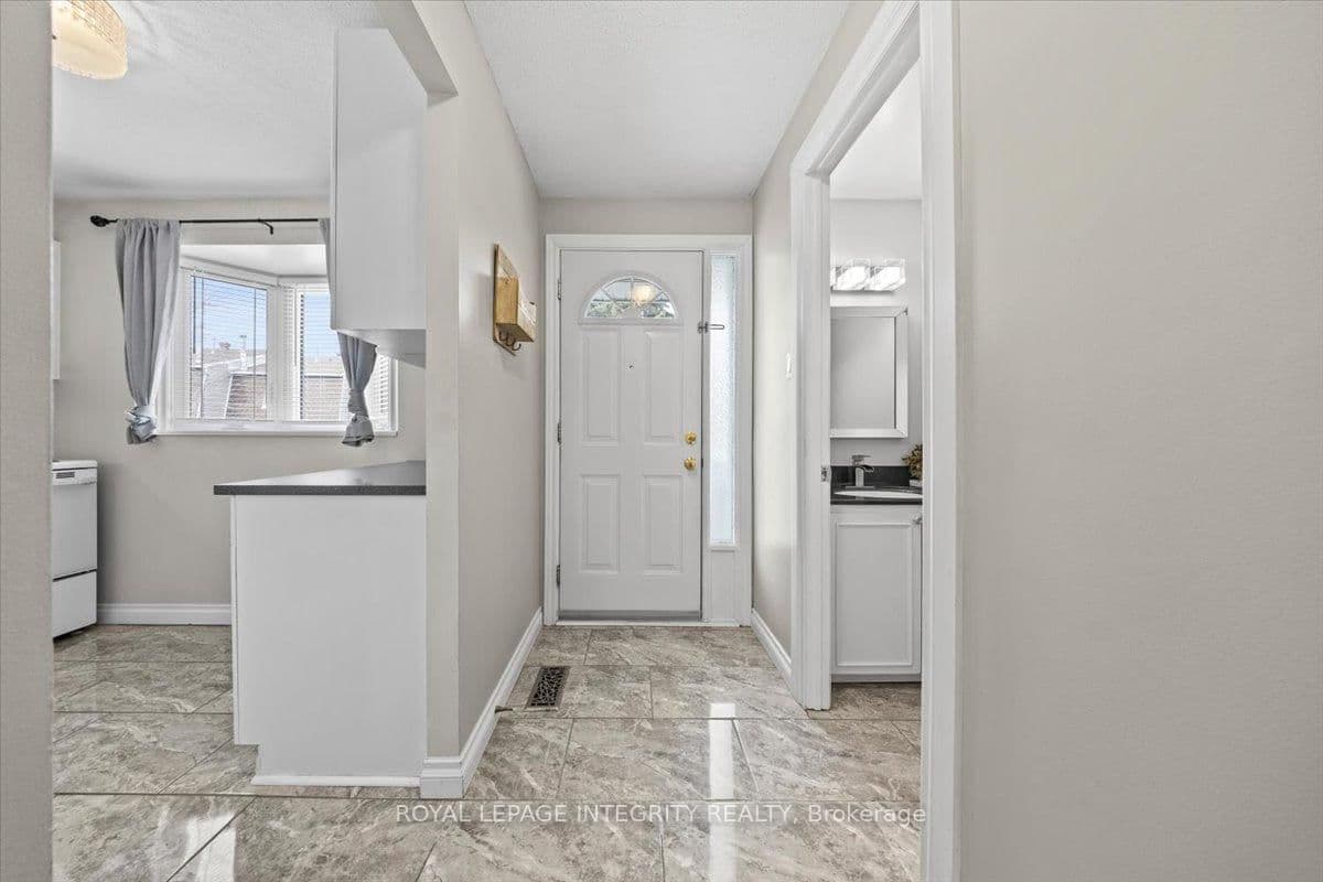 C - 1771 Lamoureux Drive, Ottawa, ON — photo 2