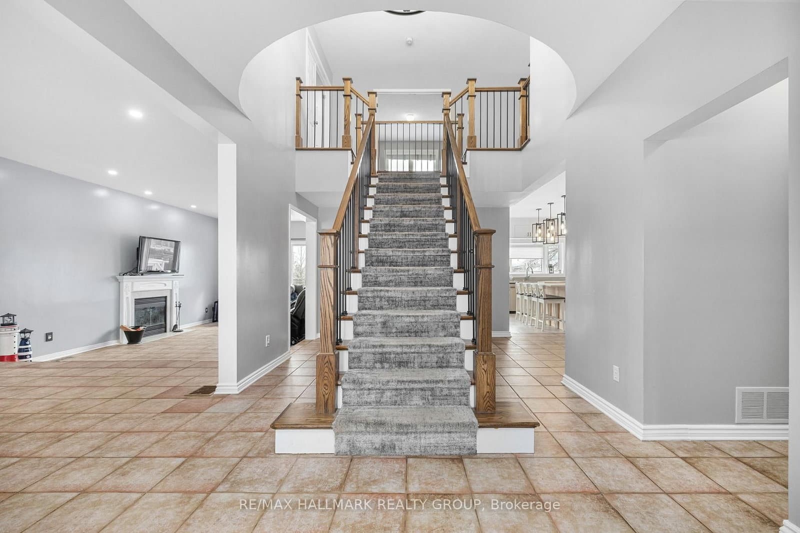 1421 Talcy Crescent, Ottawa, ON — photo 3