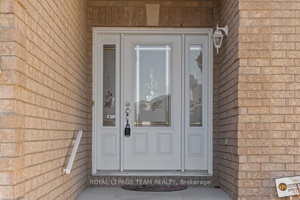 35 Wilderness Way, Ottawa, ON — photo 2