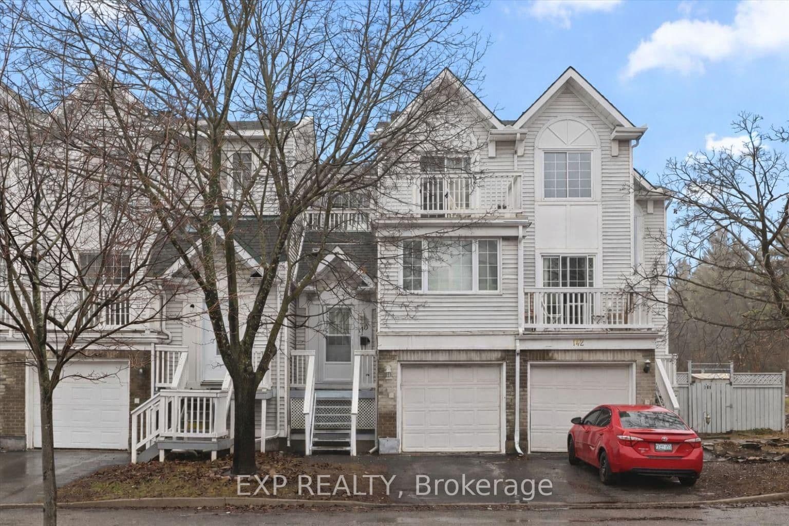 140 Castlegreen Private, Ottawa, ON