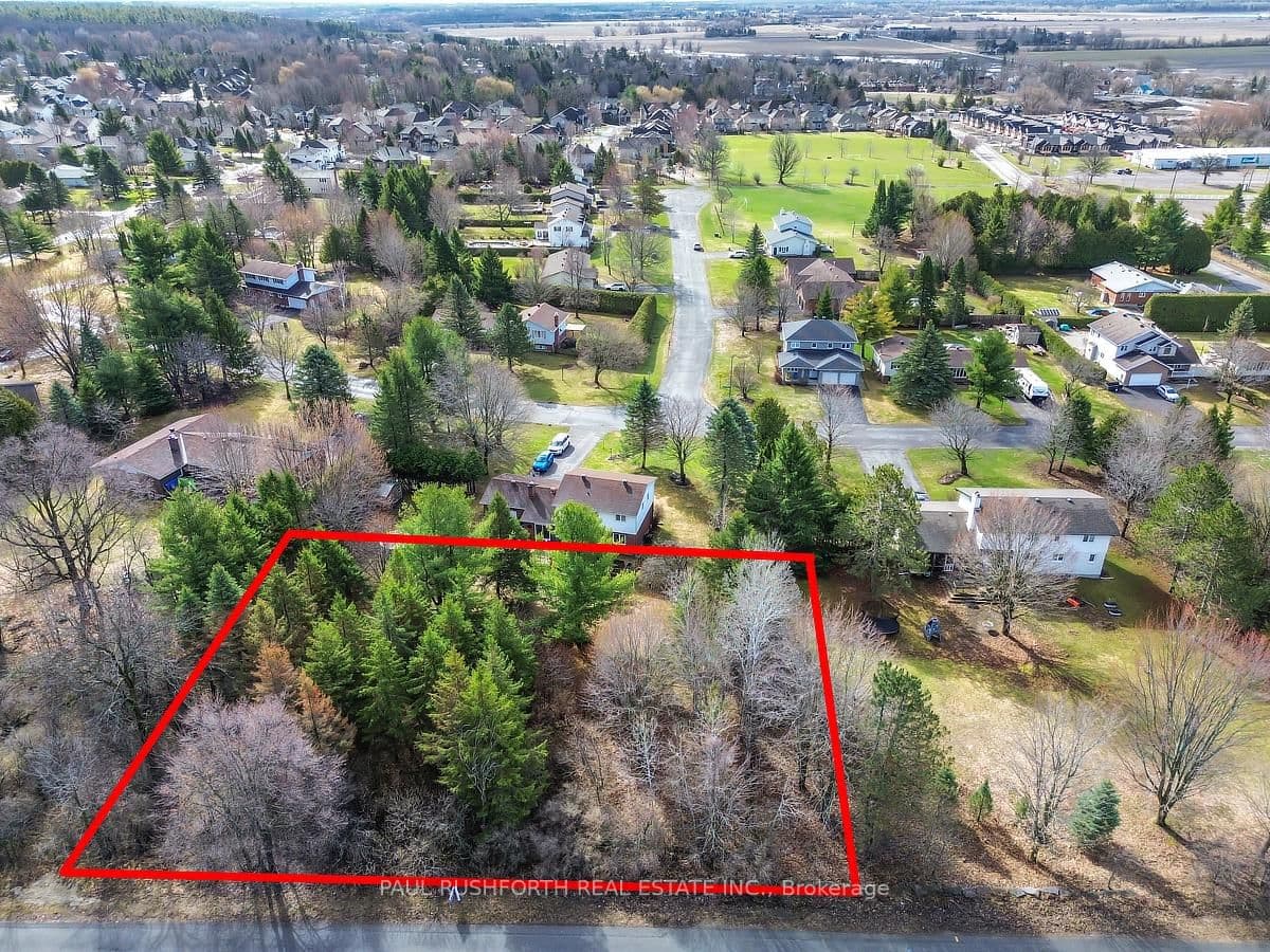 160 Juanita Avenue, Carp, ON — photo 2