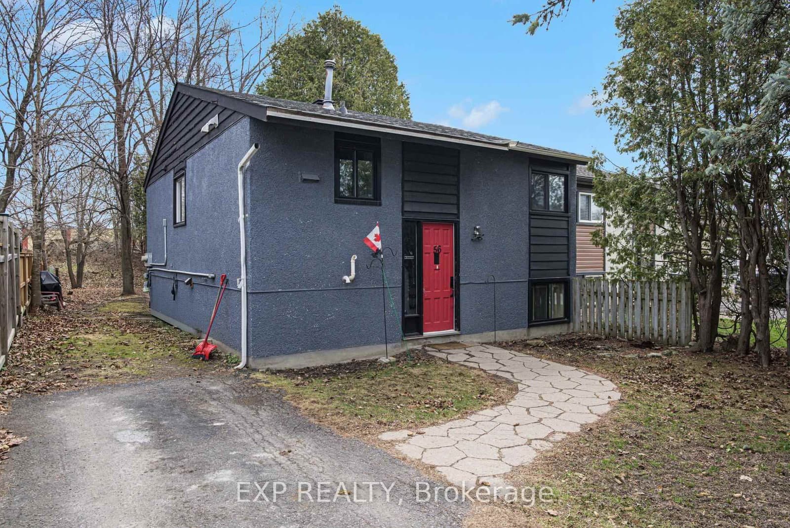 56 Glamorgan Drive, Ottawa, ON — photo 2