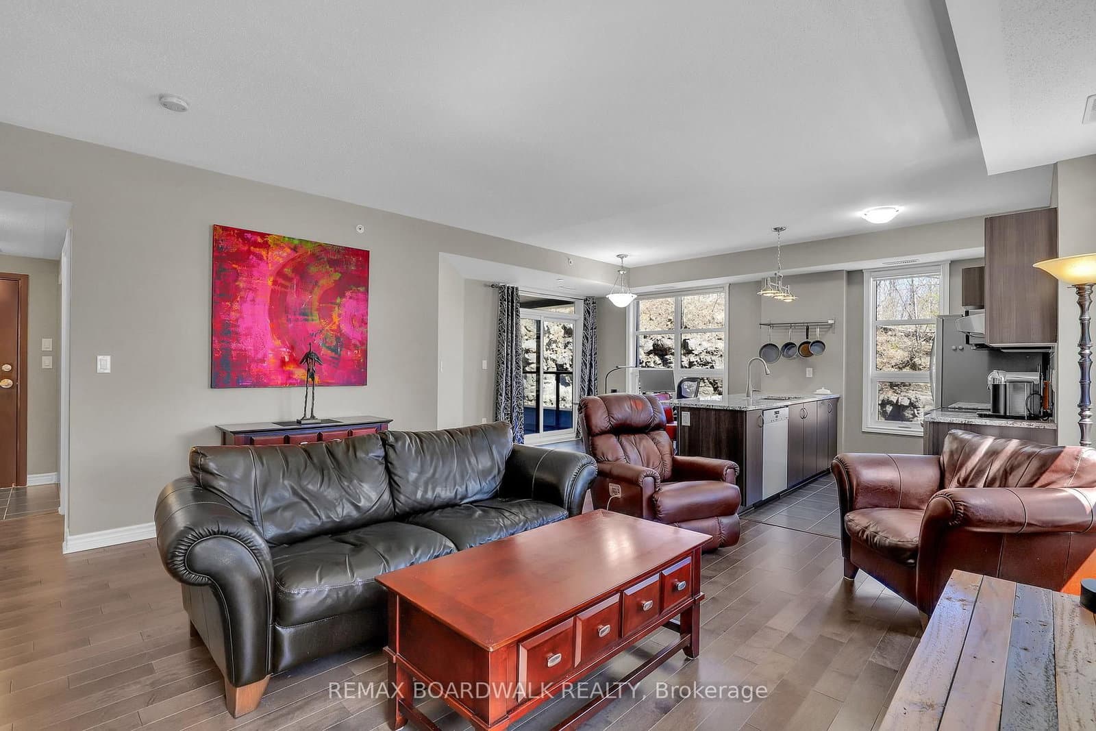 #202 - 230 Titanium Private, Ottawa, ON — photo 3