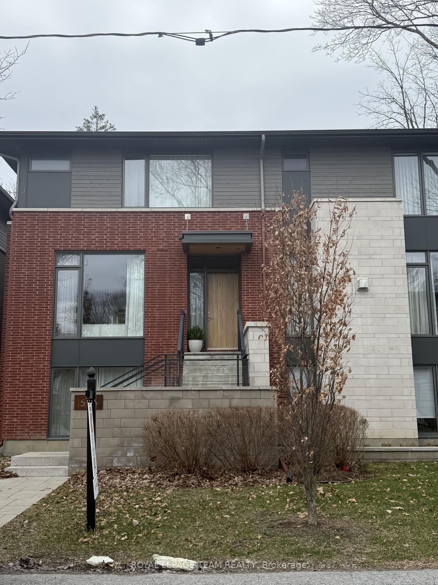 526 Edison Avenue, Ottawa, ON