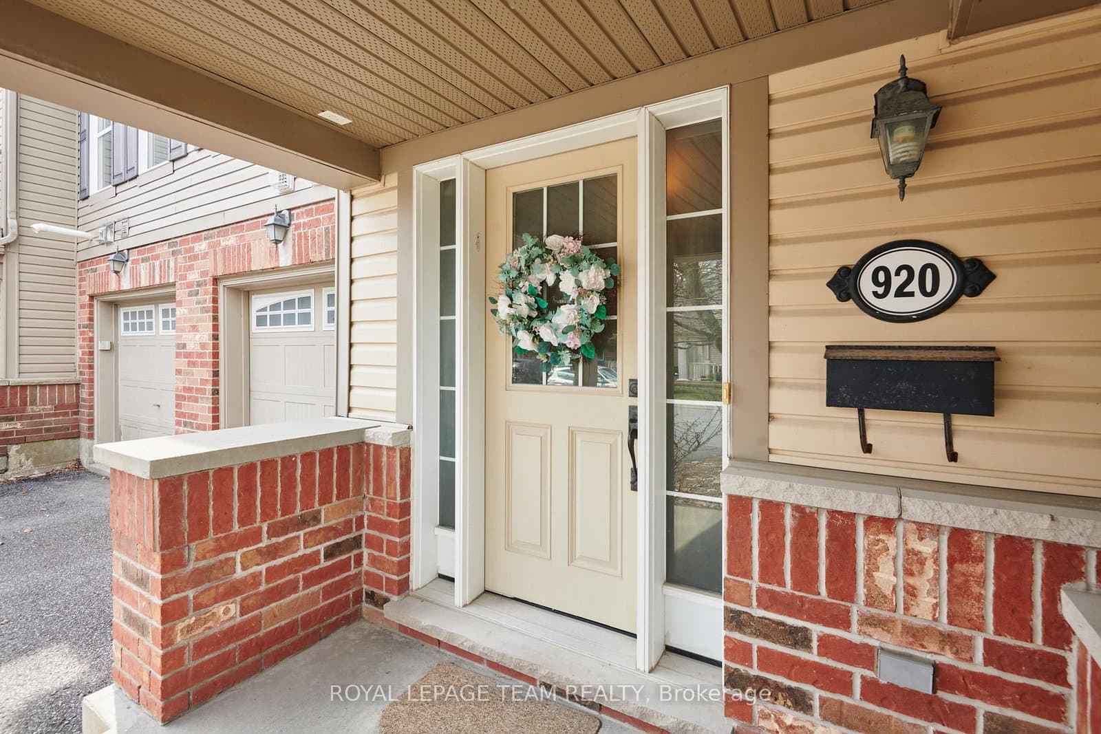 920 Messor Crescent, Ottawa, ON — photo 3