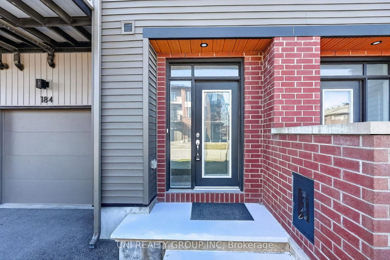 184 Visor Private, Ottawa, ON — photo 2