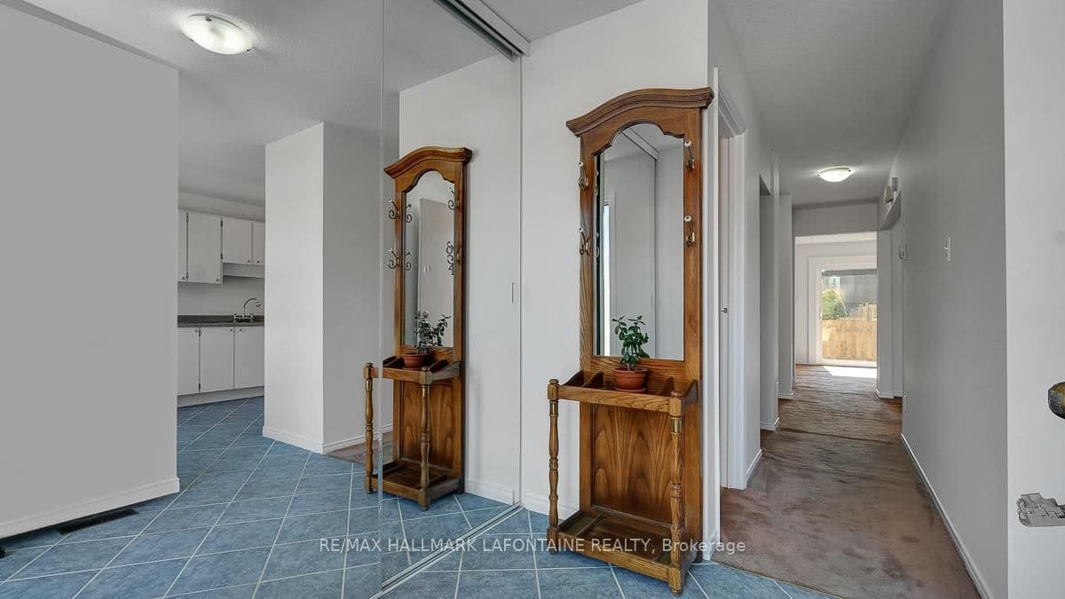 46 - 890 Cahill Drive, Ottawa, ON — photo 2