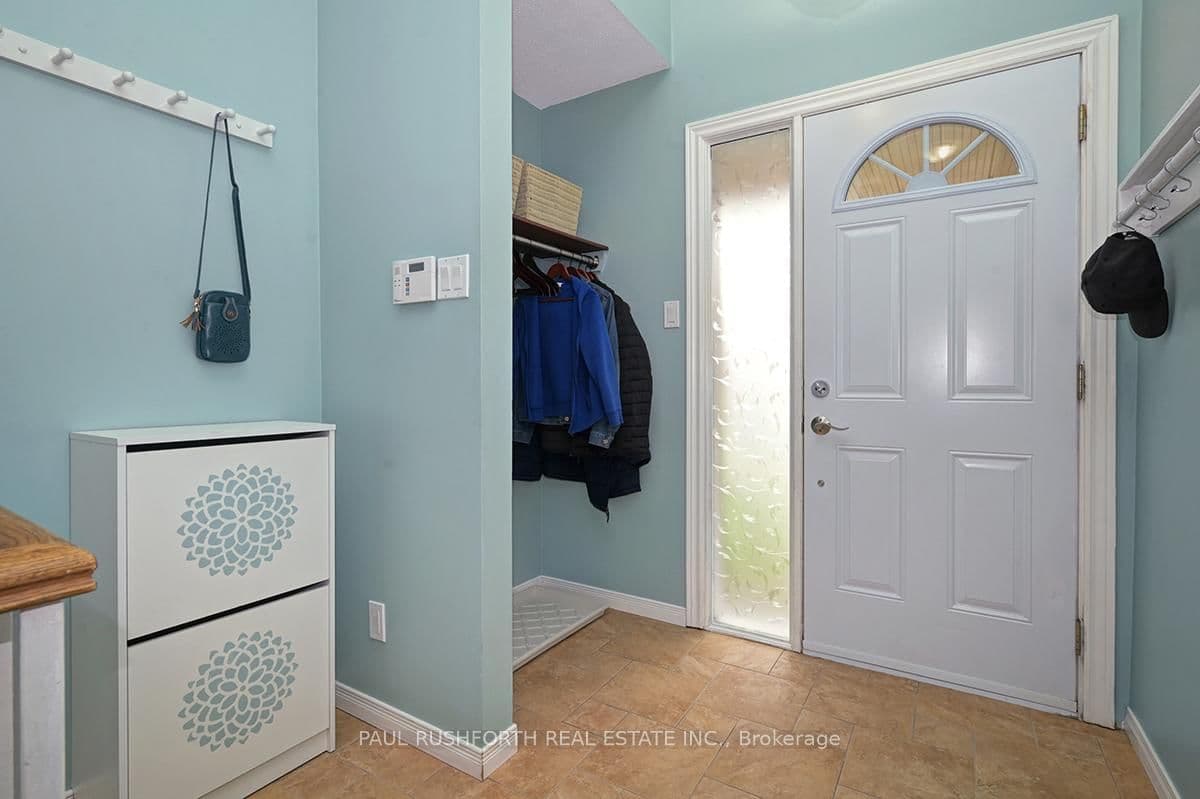 382 Verdon Private, Ottawa, ON — photo 2