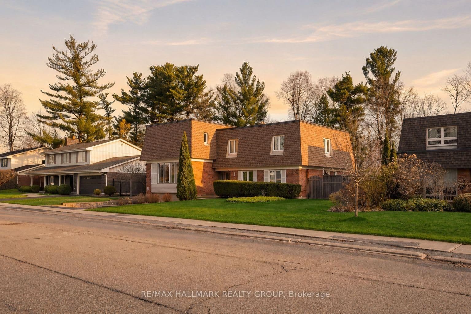 23 Riverbrook Road, Ottawa, ON