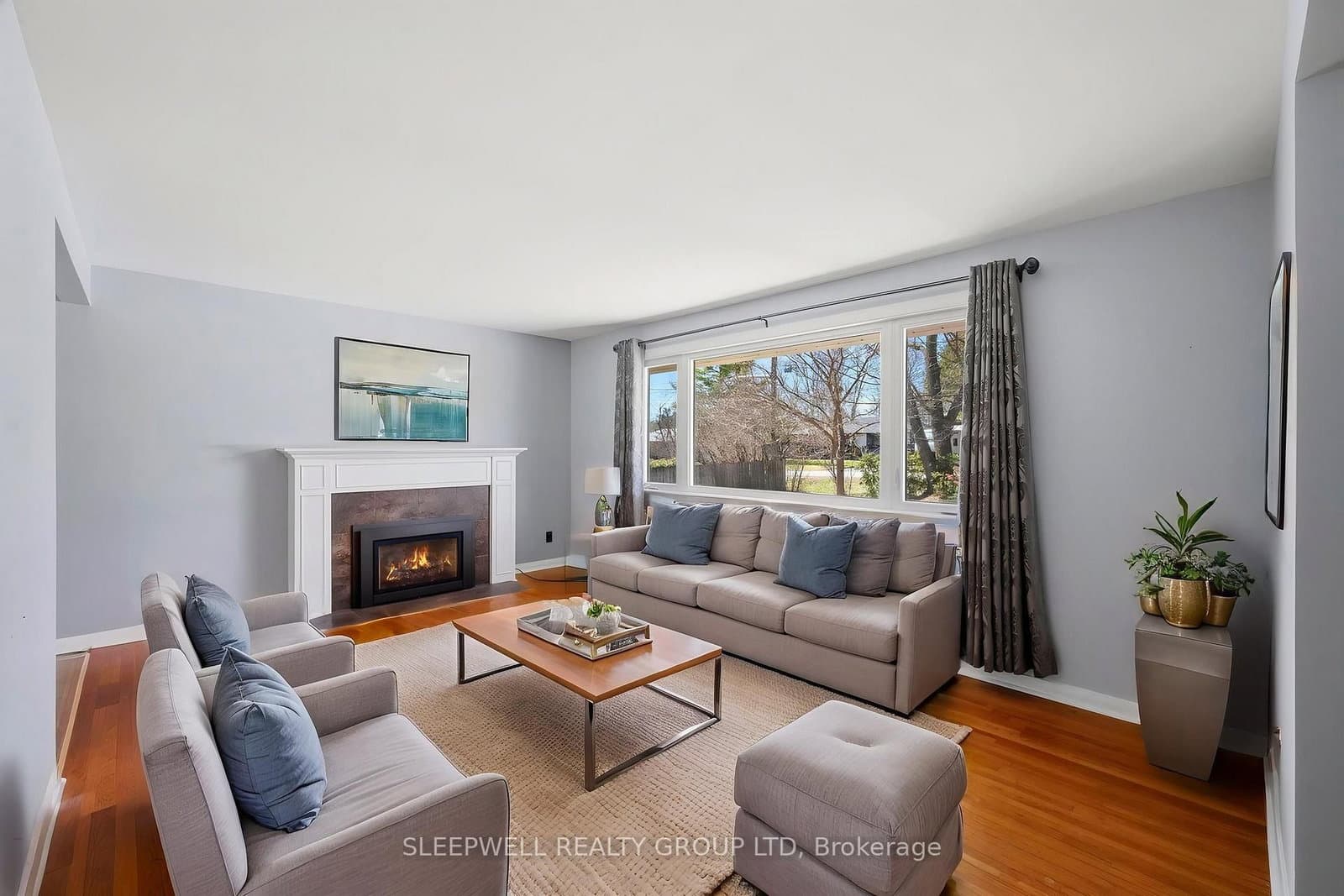 25 Basswood Avenue, Stittsville, ON — photo 3