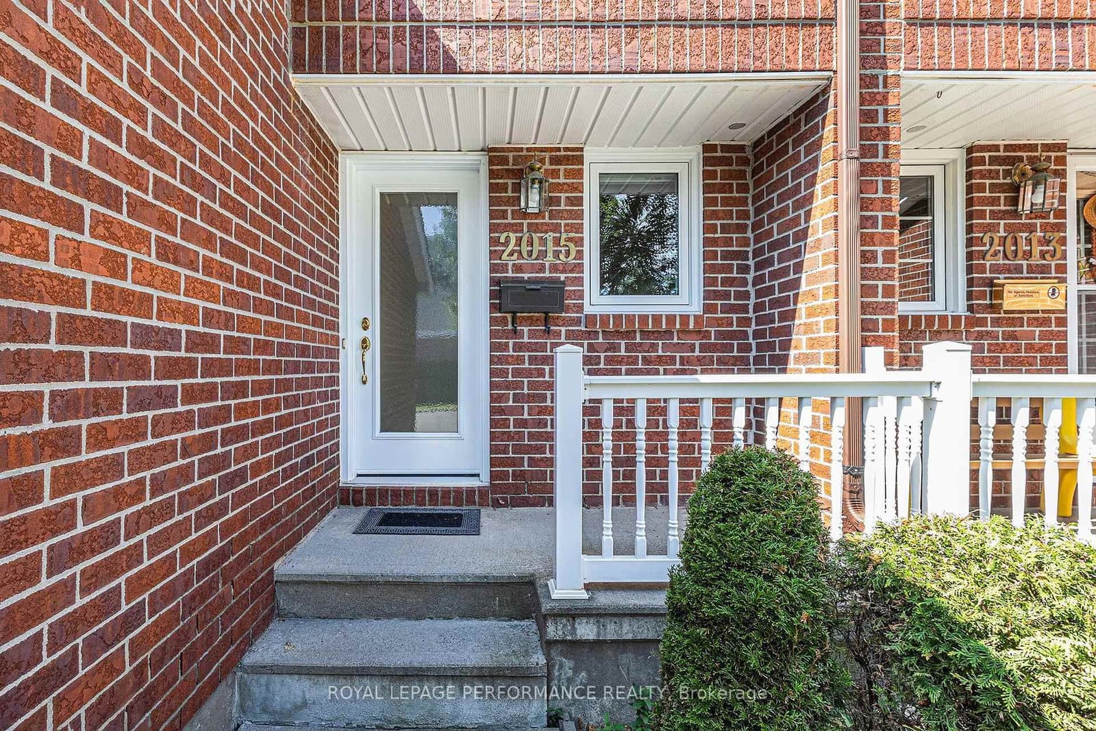 2015 Summerfields Crescent, Ottawa, ON — photo 3