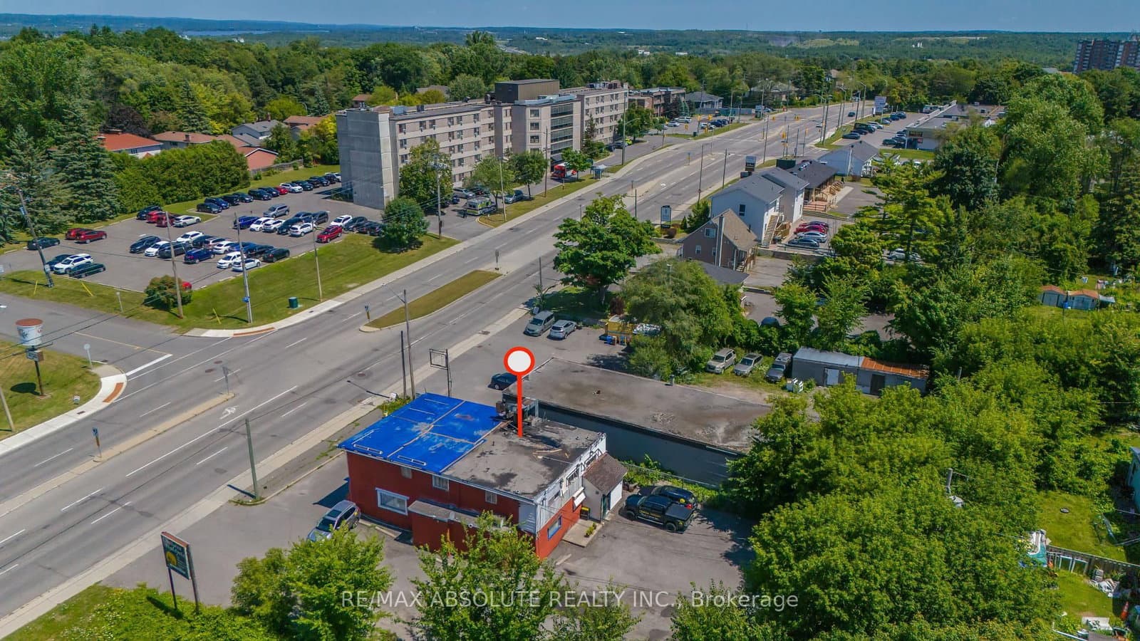 1690 Montreal Road, Ottawa, ON — photo 2