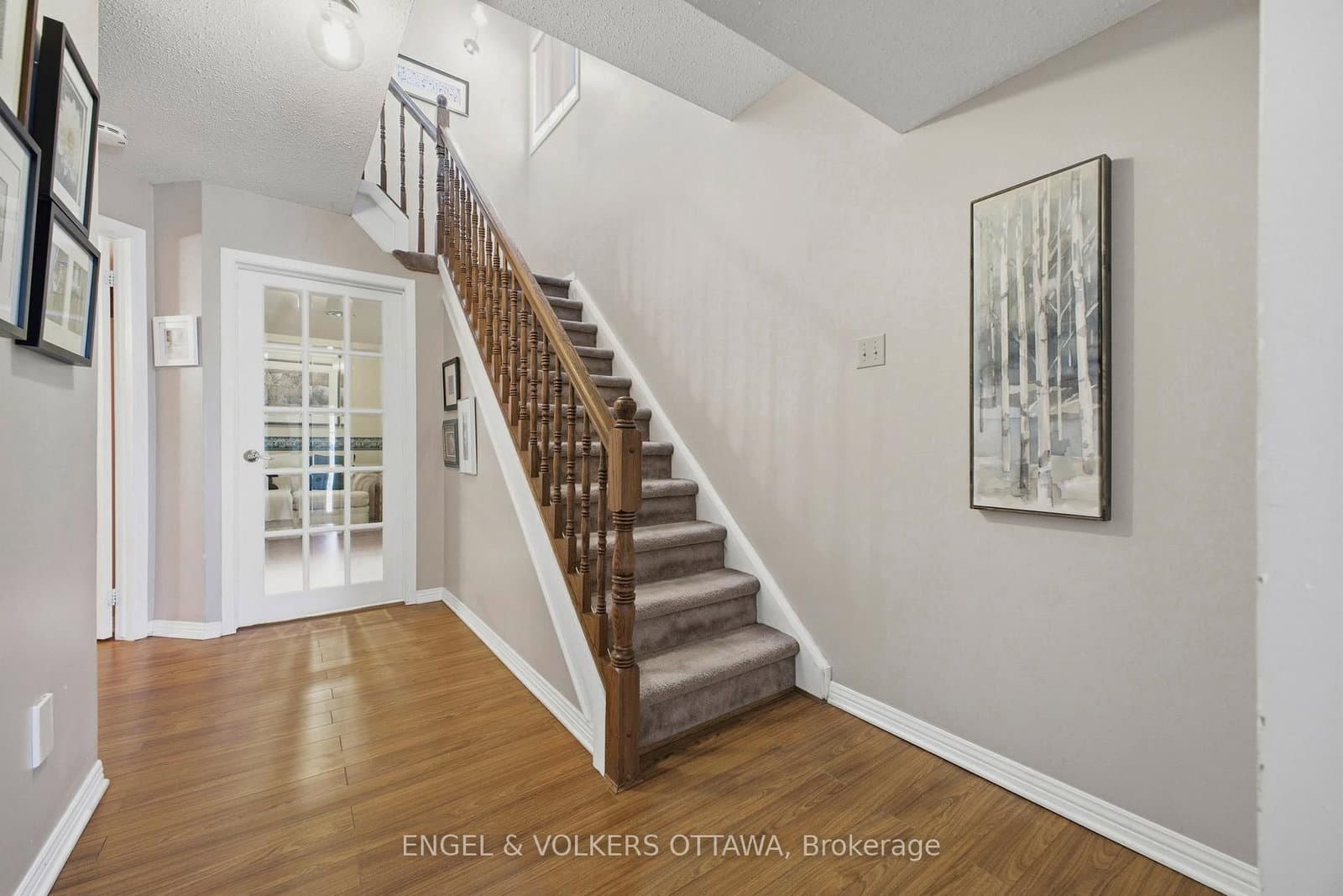 17 Durbin Court, Kanata, ON — photo 3