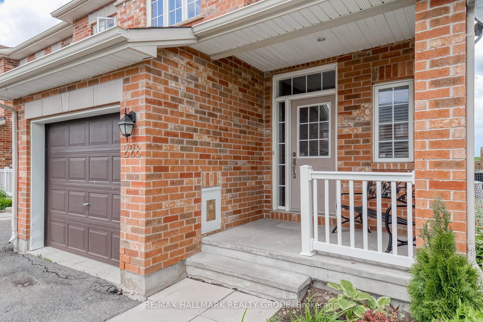 228 Eye Bright Crescent, Ottawa, ON — photo 2