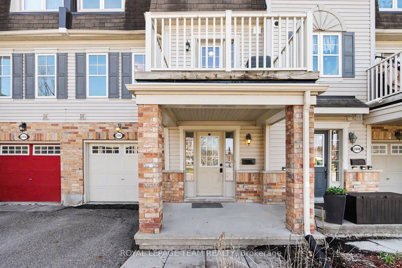 2100 Madrid Avenue, Ottawa, ON — photo 3