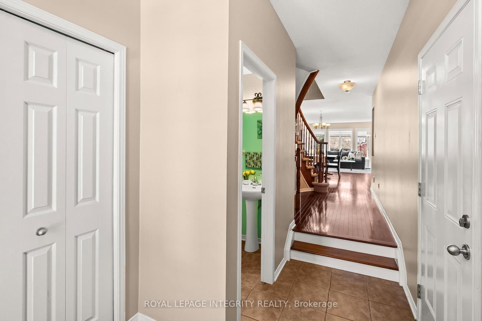 722 Nakina Way, Ottawa, ON — photo 3