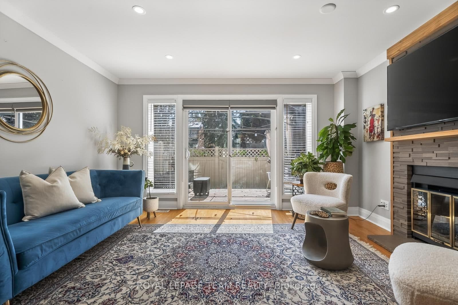 10 - 72 GREENFIELD Avenue, Ottawa, ON — photo 2