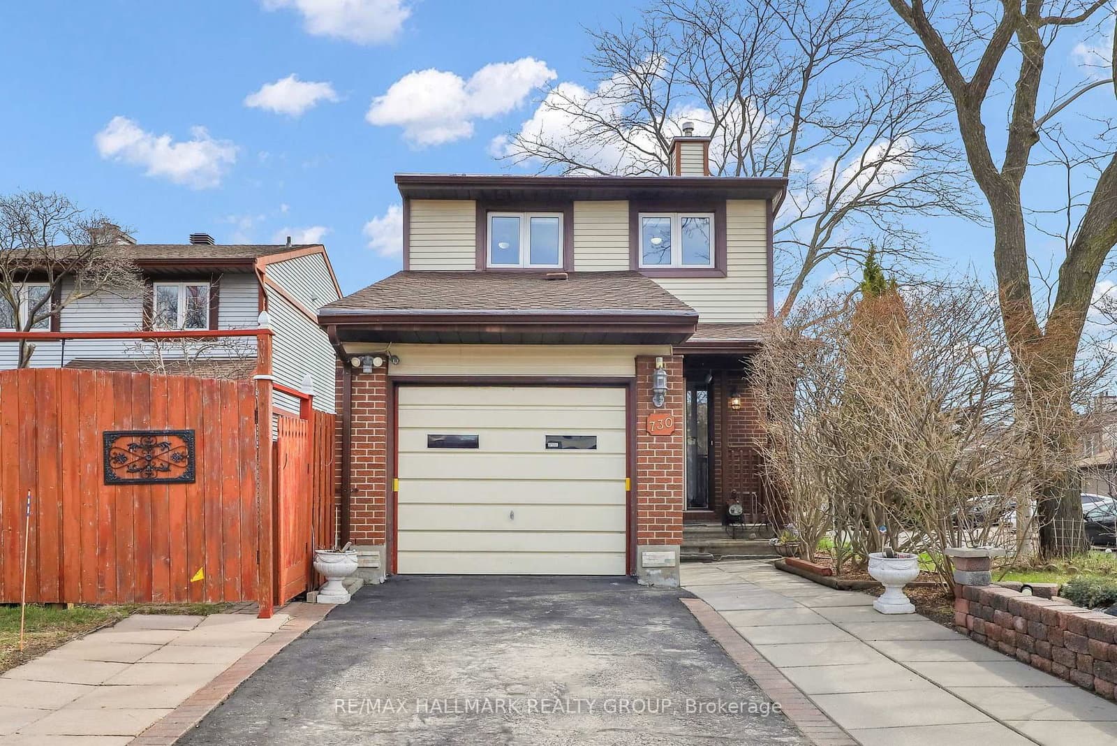 730 Malibu Terrace, Ottawa, ON