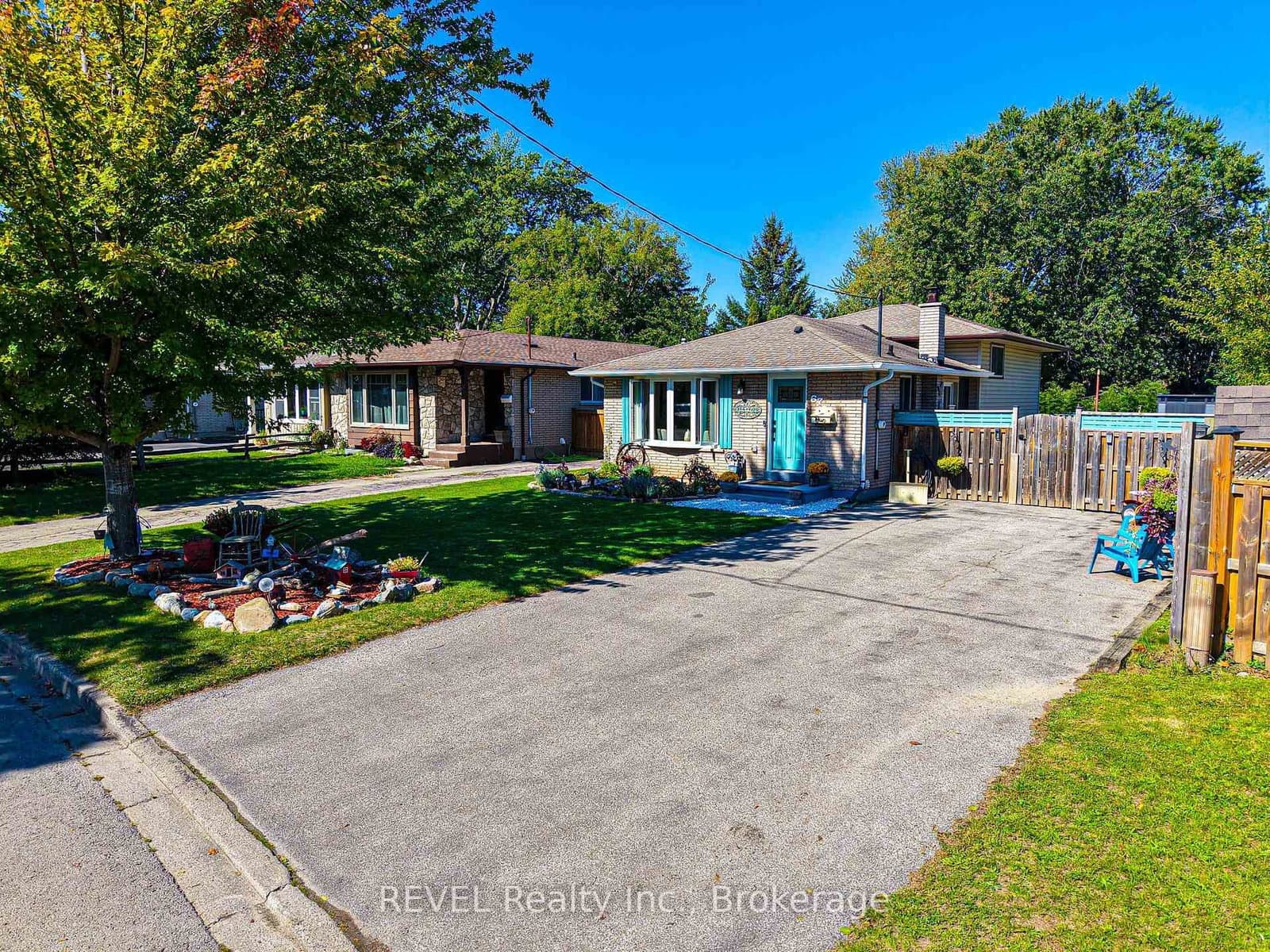 67 Louis Avenue, St. Catharines, ON — photo 2