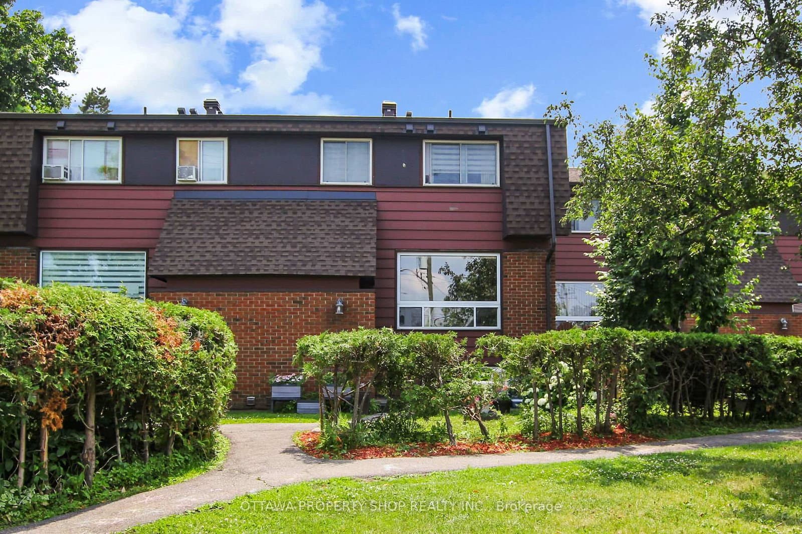 1F Banner Road, Ottawa, ON — photo 2