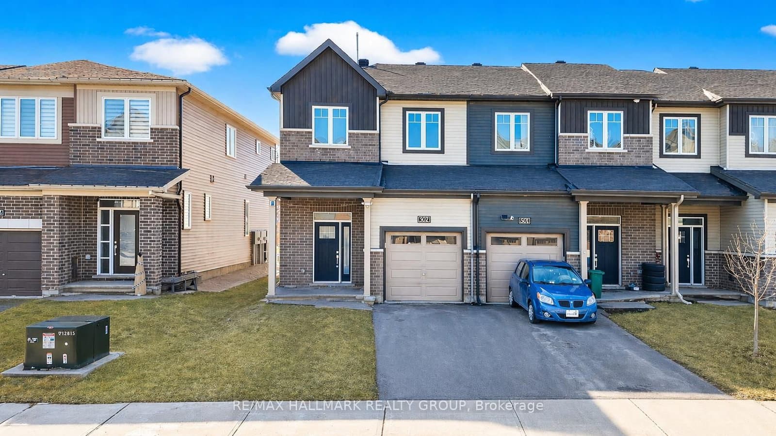 562 Clemency Crescent, Ottawa, ON