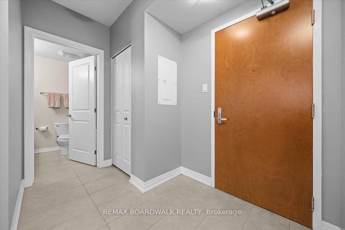 2107 - 242 Rideau Street, Ottawa, ON — photo 2