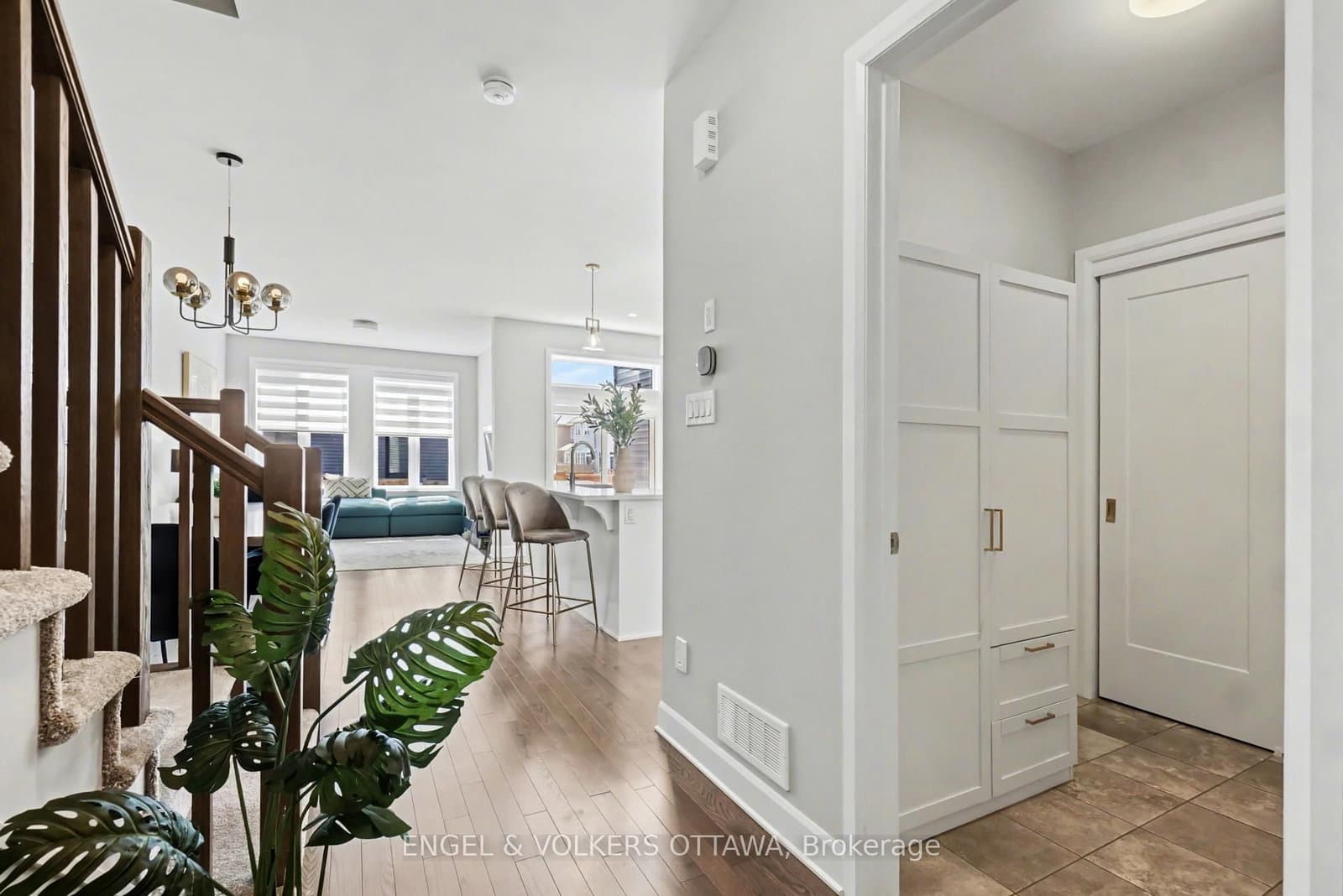 57 Mandevilla Crescent, Ottawa, ON — photo 2